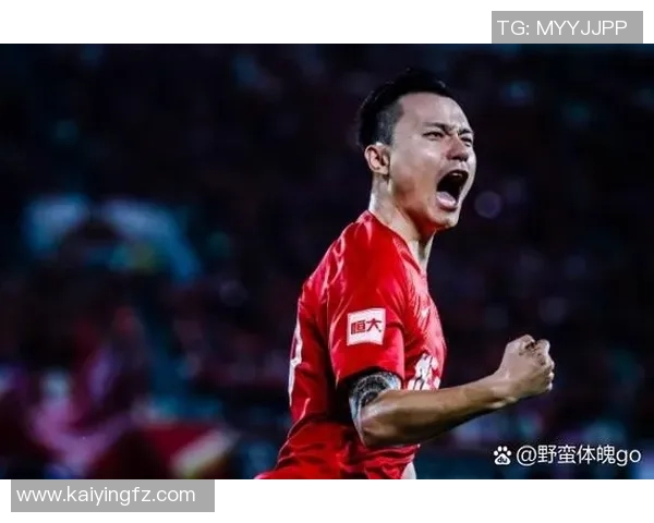 老梁深度剖析足球明星背后的故事与成就解析 老梁深度剖析足球明星背后的故事与成就解析