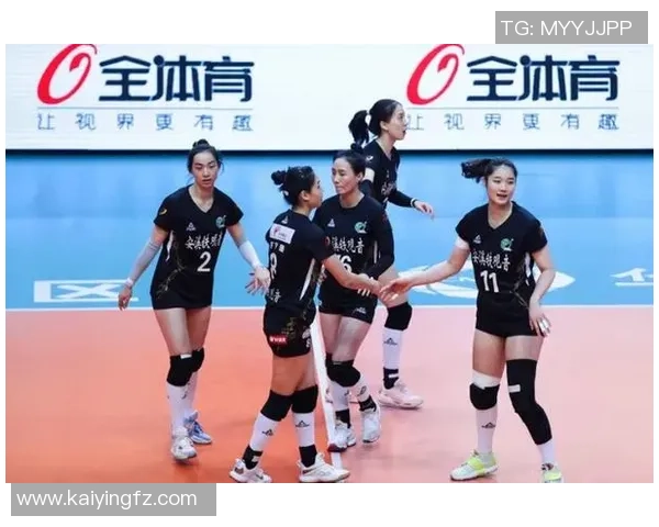 重庆排球队在锦标赛中的默契配合与战术执行分析 重庆排球队在锦标赛中的默契配合与战术执行分析